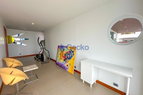 Condo in Pattaya, Thailand, 4 bedrooms № 197198 - photo 22