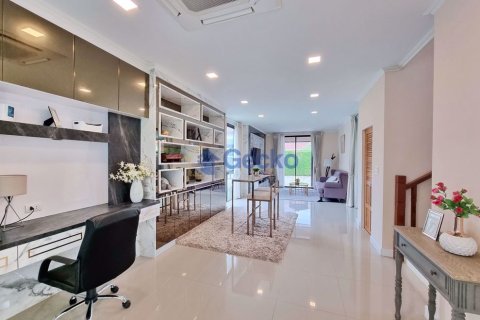 บ้านในพัทยา, ประเทศไทย 4 ห้องนอน № 197201 - รูปถ่าย 15