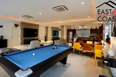 Casa de 5 dormitorios en Jomtien Beach, Pattaya, Tailandia № 213398 - foto 8