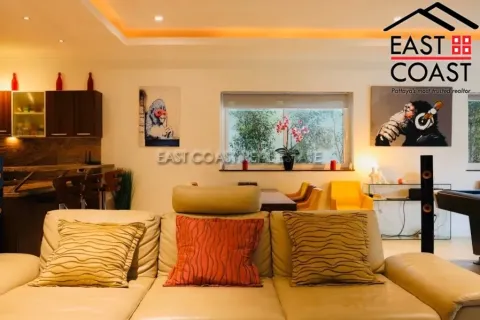 Casa de 5 dormitorios en Jomtien Beach, Pattaya, Tailandia № 213398 - foto 6