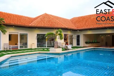 Casa de 5 dormitorios en Jomtien Beach, Pattaya, Tailandia № 213398