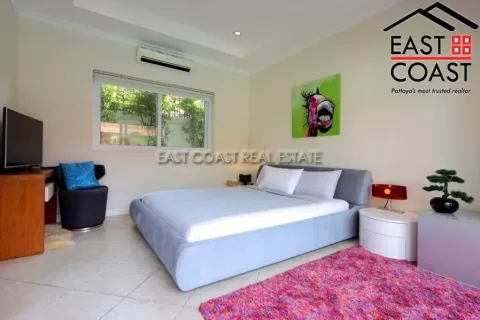 Casa de 5 dormitorios en Jomtien Beach, Pattaya, Tailandia № 213398 - foto 9