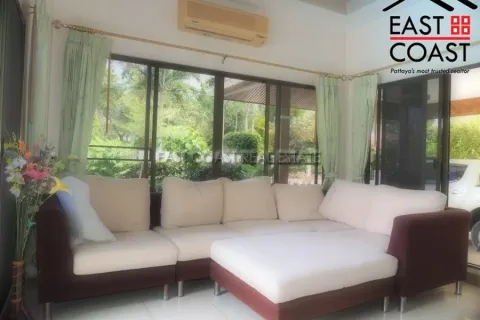 Casa de 3 dormitorios en Pattaya, Tailandia № 213402 - foto 8