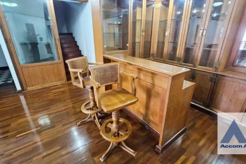 Duplex in Watthana, Bangkok, Thailand 4 Schlafzimmer № 215071 - Foto 8