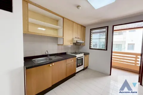 Duplex in Watthana, Bangkok, Thailand 4 Schlafzimmer № 215071 - Foto 10