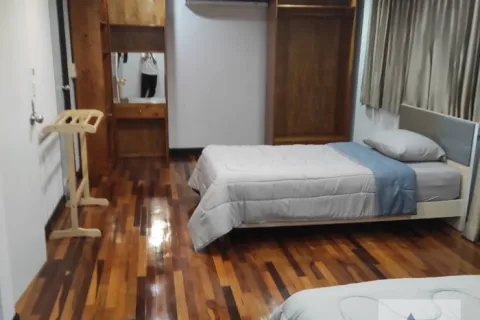 Reihenhaus in Watthana, Bangkok, Thailand 3 Schlafzimmer № 215065 - Foto 4