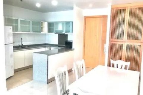 Condo in Khlong Toei, Bangkok, Thailand, 2 bedrooms № 157025 - photo 4