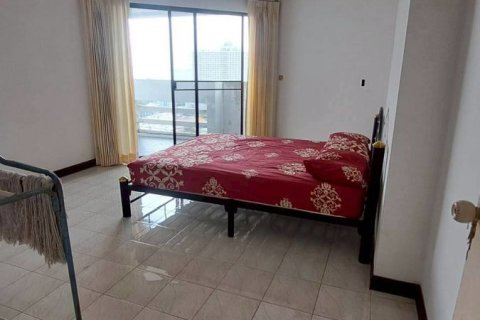 Condo in Pattaya, Thailand, 2 bedrooms  № 157022 - photo 8