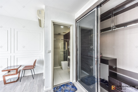 Condo in Bangkok, Thailand, 2 bedrooms  № 188553 - photo 7