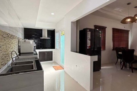 House in Phuket, Thailand 3 bedrooms № 147316 - photo 2