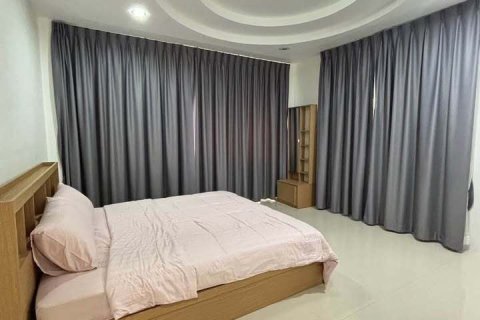 House in Phuket, Thailand 3 bedrooms № 147316 - photo 5