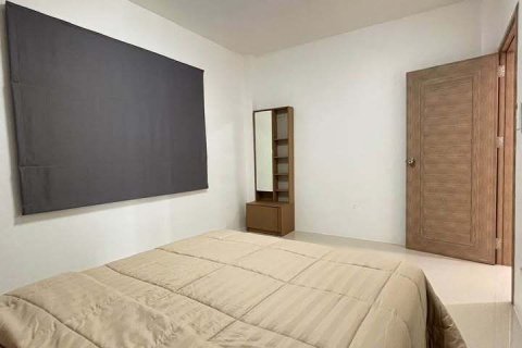 House in Phuket, Thailand 3 bedrooms № 147316 - photo 9