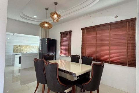 House in Phuket, Thailand 3 bedrooms № 147316 - photo 3