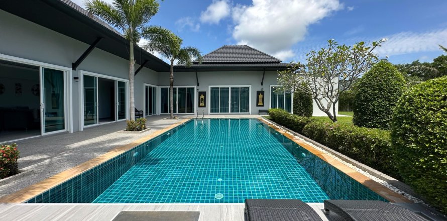 Villa à Phuket, Thaïlande 3 chambres № 147313