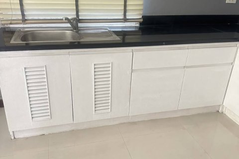 House in Pattaya, Thailand 3 bedrooms № 147312 - photo 9