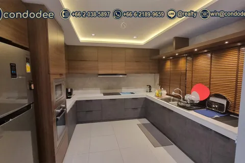 Condo à Watthana, Bangkok, Thaïlande, 3 chambres № 200900 - photo 12