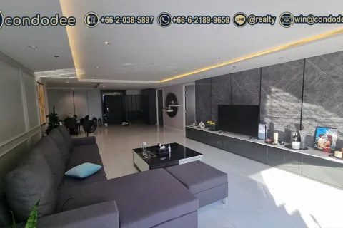 Condo à Watthana, Bangkok, Thaïlande, 3 chambres № 200900 - photo 2