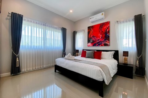Villa in Hua Hin, Thailand 3 bedrooms № 168546 - photo 19