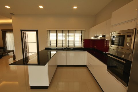 Villa in Hua Hin, Thailand 3 bedrooms № 168544 - photo 24
