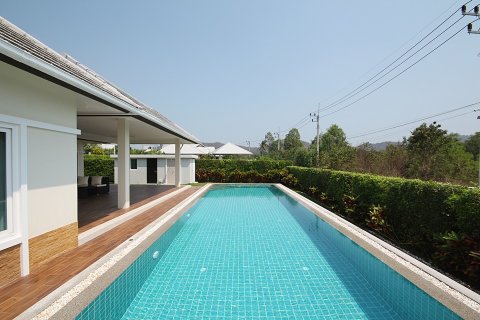 Villa in Hua Hin, Thailand 3 bedrooms № 168544 - photo 6