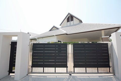 Villa in Hua Hin, Thailand 3 bedrooms № 168544 - photo 12