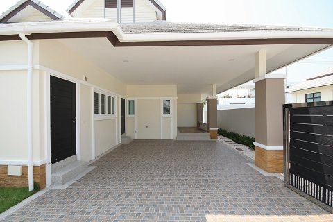 Villa in Hua Hin, Thailand 3 bedrooms № 168544 - photo 11