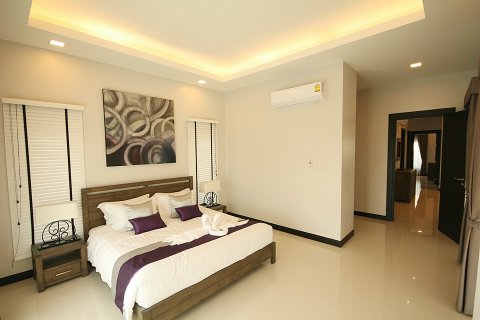 Villa in Hua Hin, Thailand 3 bedrooms № 168544 - photo 5