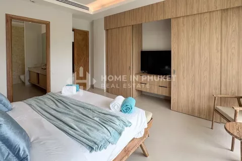 House in Phuket, Thailand 4 bedrooms № 144557 - photo 17