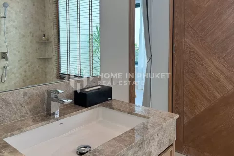 House in Phuket, Thailand 4 bedrooms № 144557 - photo 27