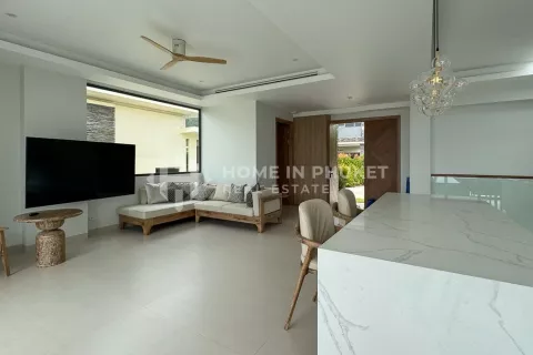 House in Phuket, Thailand 4 bedrooms № 144557 - photo 7