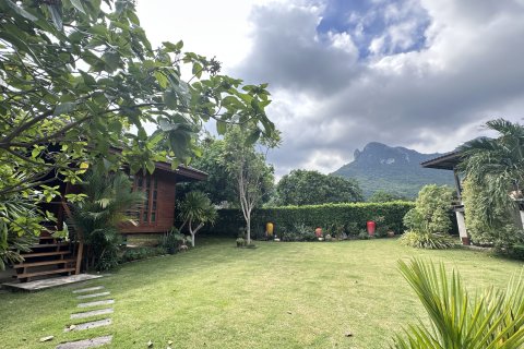 House in Hua Hin, Thailand 5 bedrooms № 163381 - photo 17