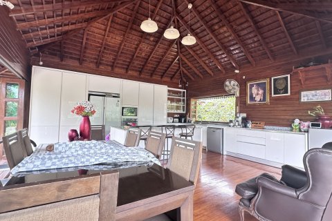 House in Hua Hin, Thailand 5 bedrooms № 163381 - photo 19