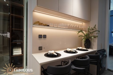 Condo in Kamala, Thailand, 1 bedroom № 179237 - photo 4