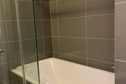 Condo in Bangkok, Thailand, 2 bedrooms  № 143140 - photo 6