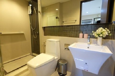 Condo in Sathon, Bangkok, Thailand, 2 bedrooms  № 169379 - photo 11