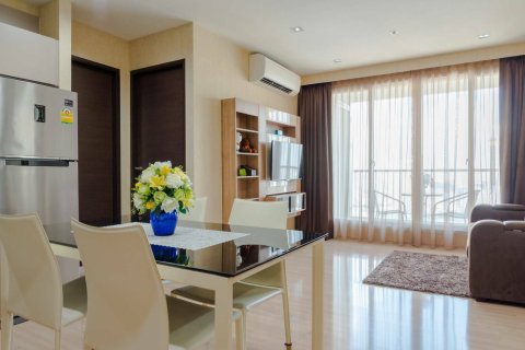 Condo in Sathon, Bangkok, Thailand, 2 bedrooms  № 169379