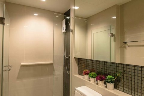 Condo in Sathon, Bangkok, Thailand, 2 bedrooms  № 169379 - photo 12