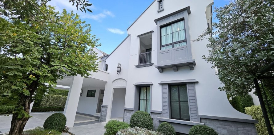 Дом в Сапхансунге, Бангкок, Таиланд с 4 спальнями № 169384