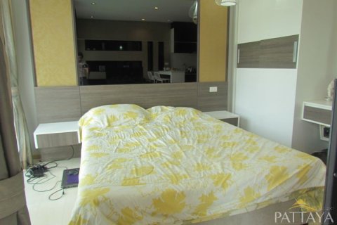Studio in the Condo on Jomtien Beach, Pattaya, Thailand № 204226 - photo 4