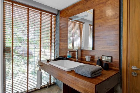 Villa in Ko Samui, Thailand 7 bedrooms № 138770 - photo 19