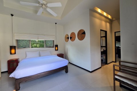Villa in Phuket, Thailand 3 bedrooms № 138771 - photo 14