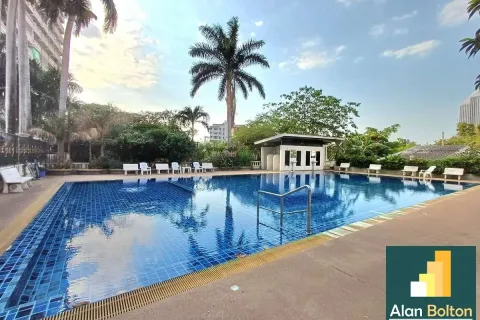 Condominio de 1 dormitorio en Pattaya, Tailandia № 211020 - foto 2
