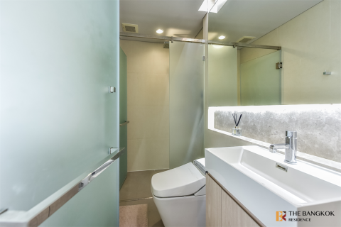 Condo in Bangkok, Thailand, 2 bedrooms № 186075 - photo 9