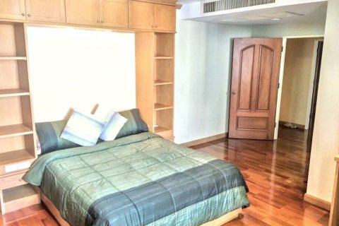 Condo à Bangkok, Thaïlande, 3 chambres  № 119529 - photo 8