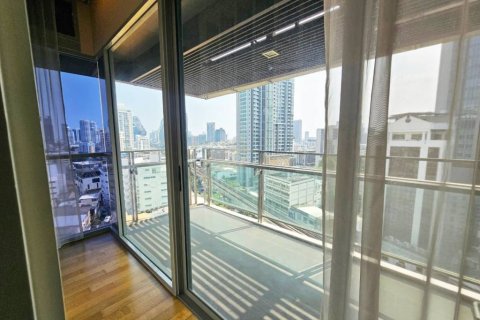 Condo in Bangkok, Thailand, 3 bedrooms  № 119528 - photo 6