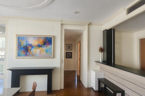 Condo in Watthana, Bangkok, Thailand, 3 bedrooms  № 147620 - photo 5