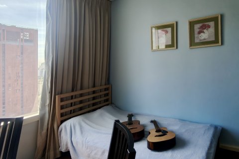 Condo in Watthana, Bangkok, Thailand, 3 bedrooms  № 147620 - photo 6