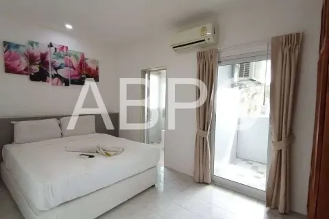 Casa de 7 dormitorios en Jomtien Beach, Pattaya, Tailandia № 211442 - foto 15