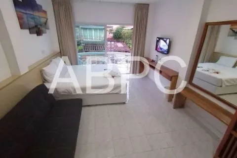 Casa de 7 dormitorios en Jomtien Beach, Pattaya, Tailandia № 211442 - foto 13