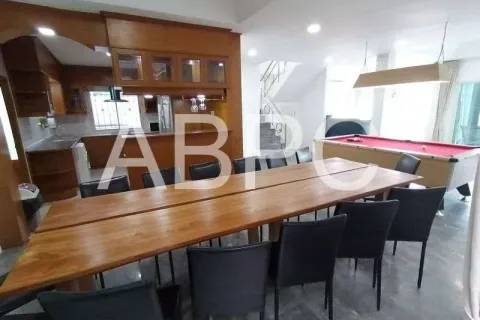 Casa de 7 dormitorios en Jomtien Beach, Pattaya, Tailandia № 211442 - foto 7